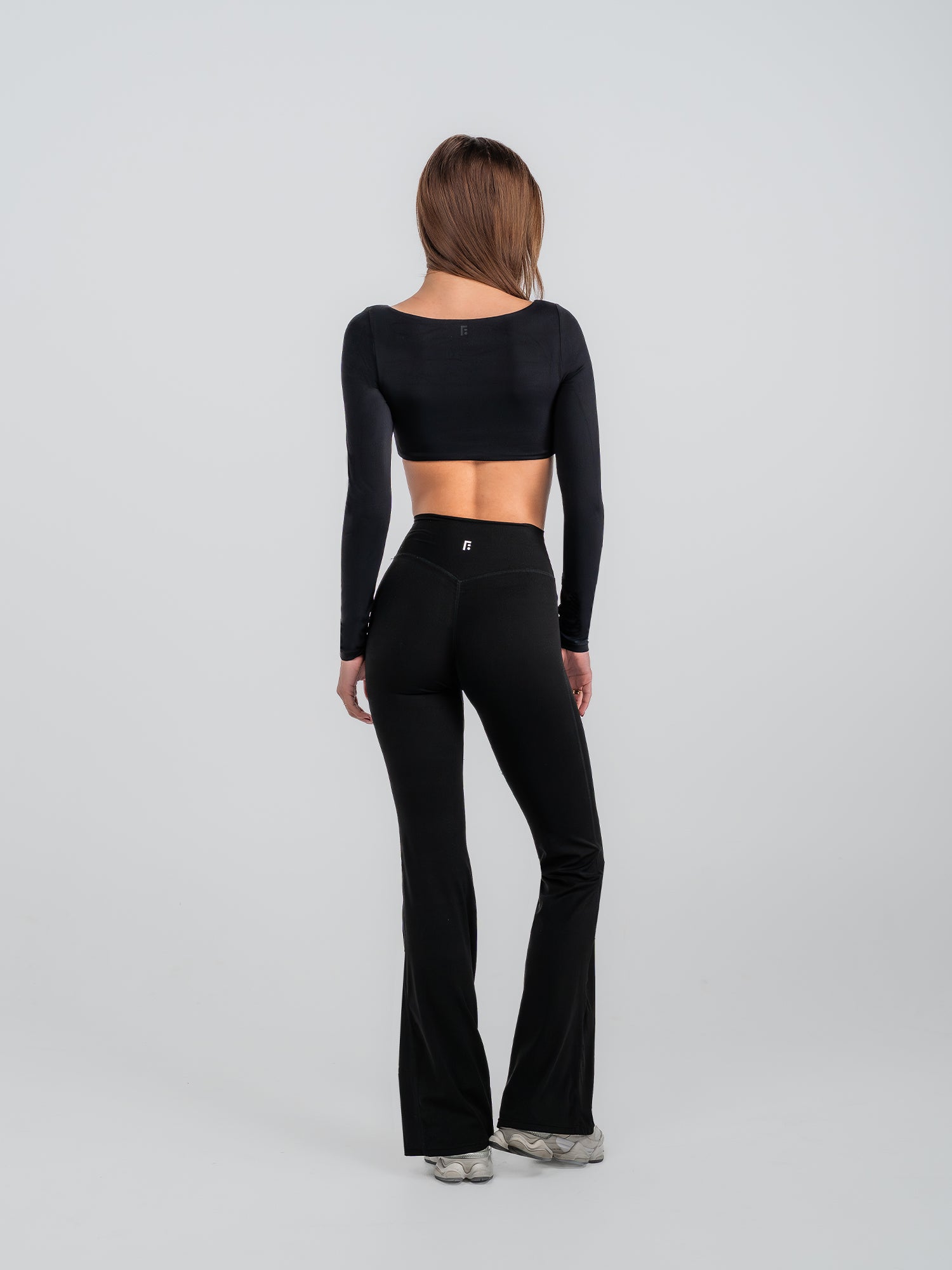 Imola Long Sleeve Crop